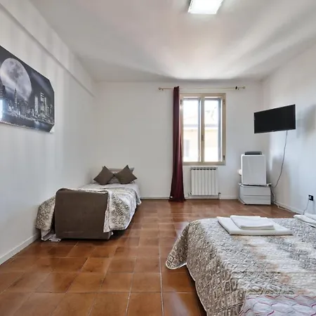 Venice Vacation Two Bedrooms